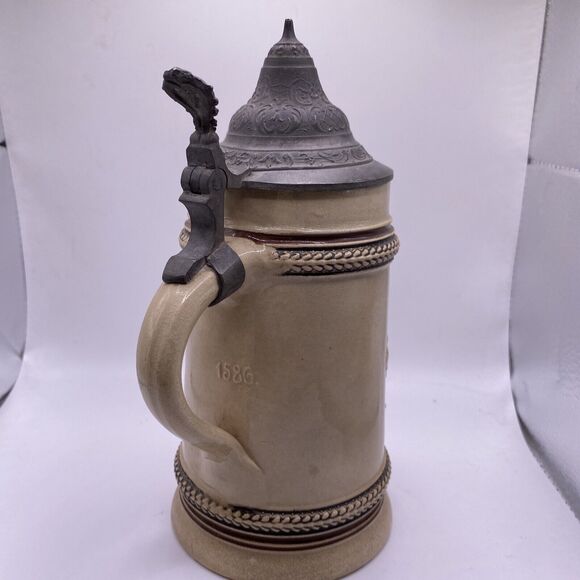Vintage Stoneware German Beer Stein With lid 1/2L - Picture 8 of 16